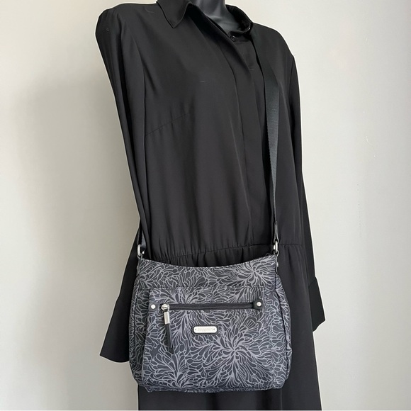 Baggallini Uptown Crossbody w/RFID Wristlet in Midnight Blossom - Picture 11 of 11